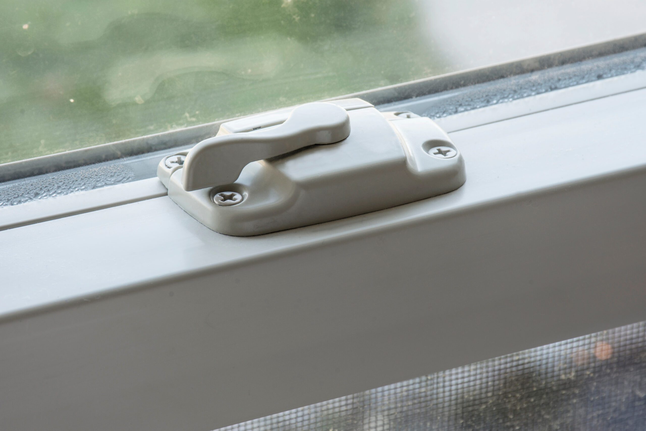 lock windows to stop drafty windows